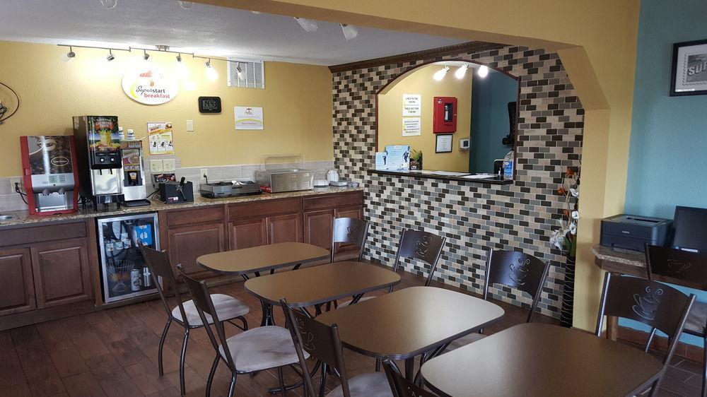 沃伦斯堡速8酒店 外观 照片